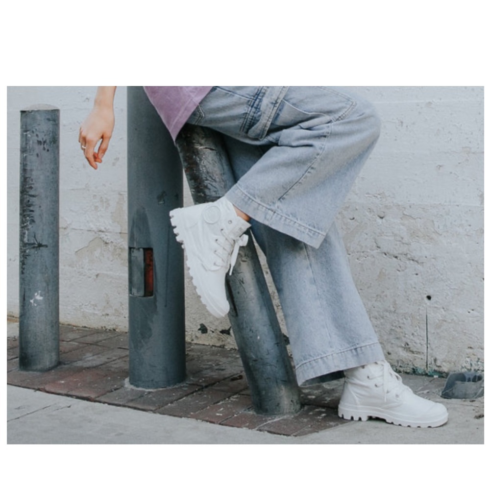 Palladium Women’s ‘Pampa HI’ Boots - Star White